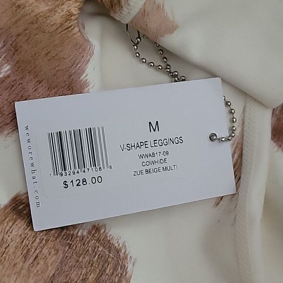 NWT🏷️We Wore What Medium Vshaped Cowhide Leggings Beige Multi - Picture 5 of 7